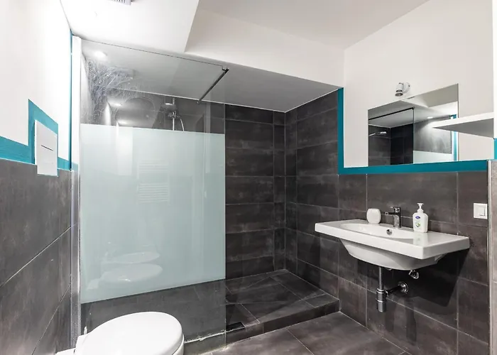 90100 * باليرمو